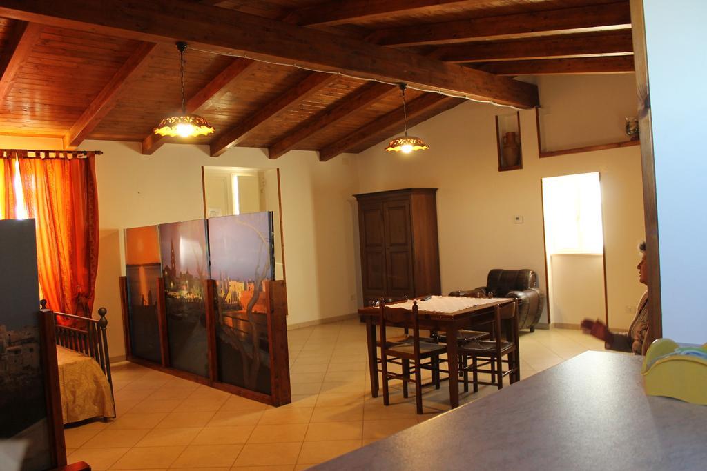 La Casa Del Nonno Bed & Breakfast Alberobello Room photo